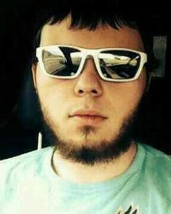 Man, 29. bigt8725
