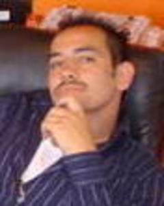 Man, 40. 2250Ricardo