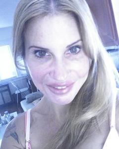 Woman, 50. alohawave99