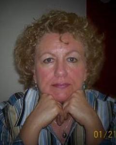 Woman, 75. tuppergal