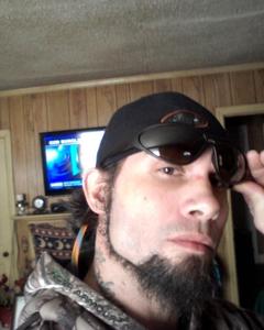 Man, 39. viniemac