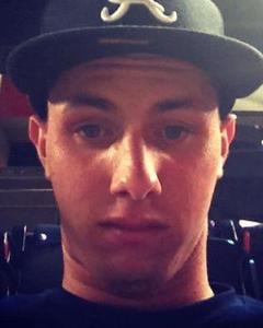 Man, 33. Tblum
