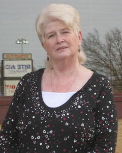 Woman, 81. dancebabe116