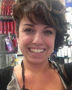 Woman, 35. Emm8482