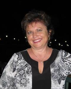 Woman, 70. h20gal
