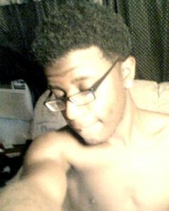 Man, 32. LEESKI7828