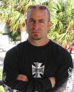 Man, 63. skidbass