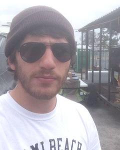 Man, 35. ArgentinoSk8er
