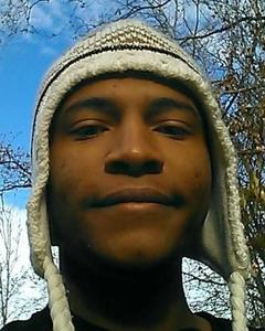 Man, 32. dejustify