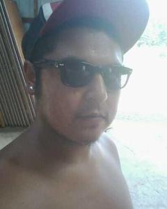 Man, 32. zonik
