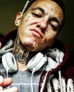 Man, 34. MessGang