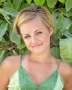 Woman, 39. kiwiksz