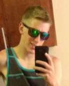 Man, 29. dalt7120