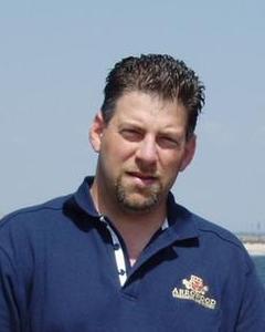 Man, 55. awadek