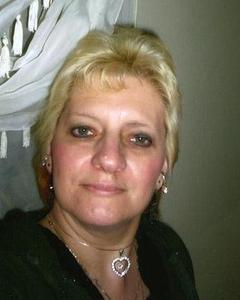Woman, 64. VIKI413