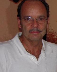 Man, 64. Dom6179