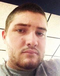 Man, 32. MikeV654355