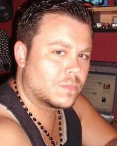 Man, 43. Yohan8010842