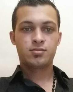 Man, 35. batrak7408