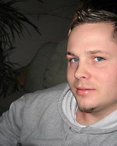 Man, 45. Squirmin