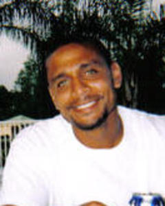 Man, 48. Makulent