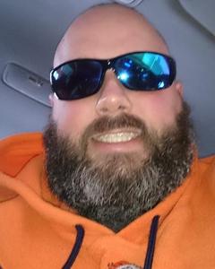 Man, 49. jagener