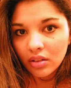 Woman, 44. aflatina