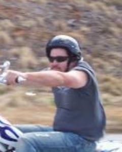 Man, 43. roballen