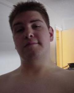Man, 40. nyalamas