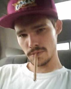Man, 30. moneyoveritall