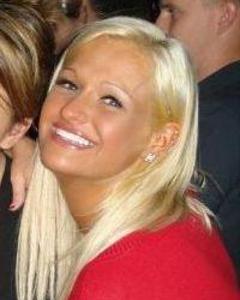 Woman, 39. BlondeMartini