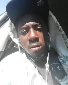 Man, 33. Jbro3352