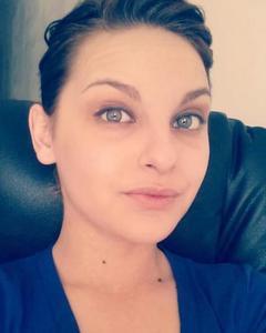 Woman, 33. hellokitty6385