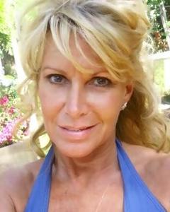 Woman, 61. donnab7434