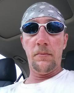 Man, 44. diggler8570