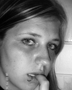 Woman, 39. HIM6998