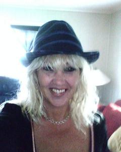 Woman, 62. Shara09