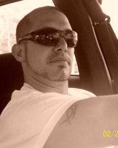 Man, 43. looking4som006