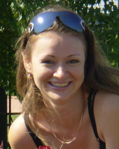 Woman, 44. HappyGoLuck322