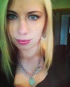 Woman, 35. Lauren89
