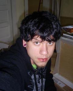 Man, 37. deciept