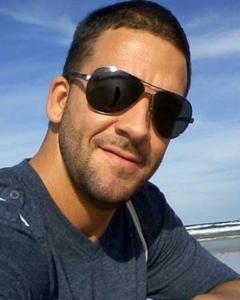 Man, 43. Papiruben