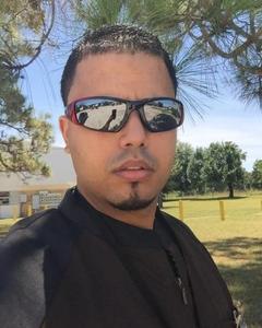 Man, 37. Fuego126774
