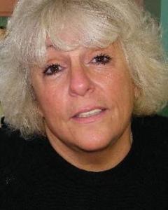 Woman, 71. Re905