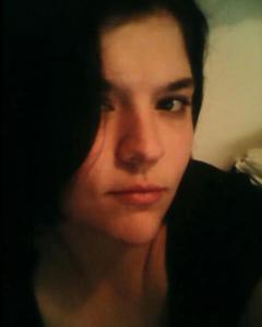 Woman, 33. lauraballinger