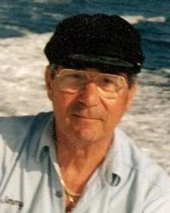 Man, 83. dk32425