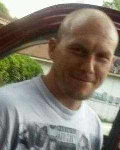 Man, 42. Truntup