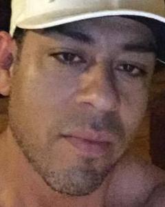 Man, 43. Oscar70437441