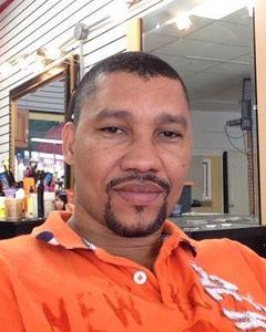 Man, 51. Pipokk