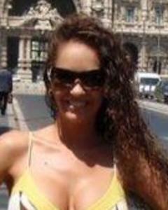 Woman, 47. Gcarriesall